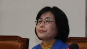 정청래 비난에 주승용 “최고의원직 사퇴” 설전…유승희 “연분홍 치마가∼” 뜬금포 노래