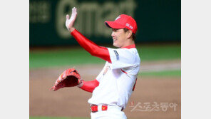 ‘다승 단독1위’ 김광현, 어버이날 최고 ‘효자투수’ 등극