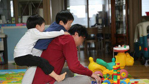 아빠의 달 인센티브란, 남성 육아 휴직자 급증…‘사회 인식 변화하고 있어’