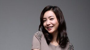 [연예 뉴스 스테이션] 고은미, 8세 연상 사업가와 비공개 결혼식 