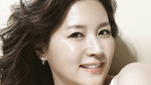 [Q매거진]뜨거운 태양빛도 난 괜찮아, 촉촉한 피부 보호막 발랐거든! 