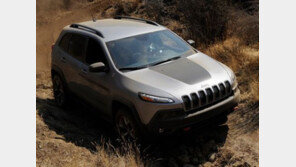 지프 체로키 美서 6만2148대 리콜...문제점은?