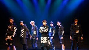 ‘스타쉽 신인’ 몬스타엑스, 데뷔 쇼케이스 “가요계의 어벤져스될 것”