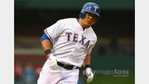 추신수 4호포·3안타…강렬한 경적소리