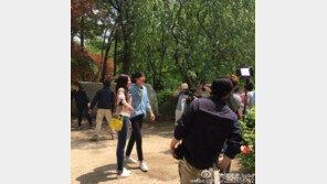 이광수 슝다이린 남이섬에서 데이트 장면 포착 사진 알고보니...