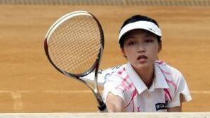 ‘정구 얼짱’ 남혜연, 눈에 띄는 분홍색 립스틱 바르는 이유는?