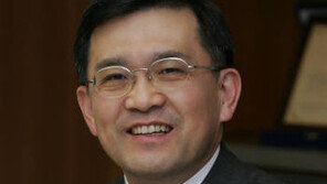 권오현 삼성전자 부회장, 1분기 보수 24억…‘연봉킹’ 순위 변동