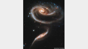 은하 사인 단서 발견 “별 만들 가스 재료 바닥나 질식死”…우주의 경이로움!