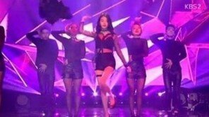 아이유, ‘프로듀사’ 신곡 ‘마음’ 무대 선보여… ‘아찔 시스루’