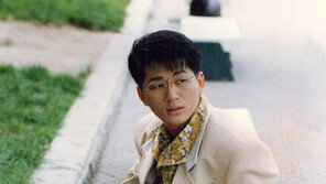 [스타 그때 이런 일이] ‘미소속에…’ 가요톱10 1위 신승훈, 감격의 눈물 펑펑