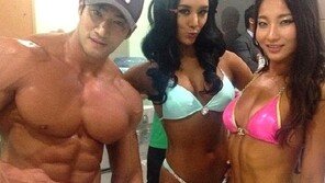 ‘폭행 논란’ 징맨 황철순, 한뼘 비키니 자태 여성들과 인증샷…몸짱 男女 ‘입이 쩍!’