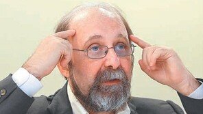 “하반신 마비 환자들, 로봇을 옷처럼 입고 다닐것”