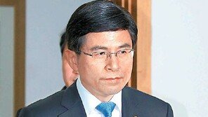 “부패척결-정치개혁”… 법무장관을 총리로 