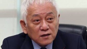 김한길, DJ·盧 언급하며 “골리앗에 맞서는 다윗의 심정” 