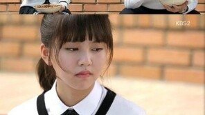 ‘후아유’ 김소현 육성재, 달달한 짜장면 데이트… 본격 삼각관계?