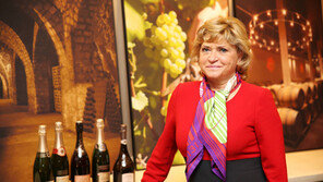 [Q매거진]“샴페인은 Excellence… 맛보면서 마법 같은 순간을 즐기세요”