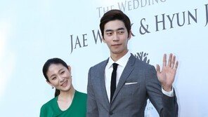 신성록-김주원, 손잡고 안재욱-최현주 결혼식 참석 ‘애정 폭발↑’…결혼적령기 커플?