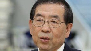 박원순 “유럽순방 취소”, 방미 강행 朴 대통령 겨냥? 