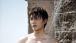 마스크팩 가처분 신청 이민호, 상의탈의 몸매 '무결점 잔근육 보디라인' 재조명