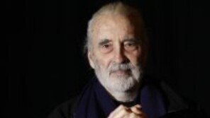 크리스토퍼 리 별세…‘호러 장르의 괴물 대장’이 갔다 