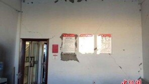 중국 신장서 규모 6.5 지진, "주택 외벽에 균열 생겼다"