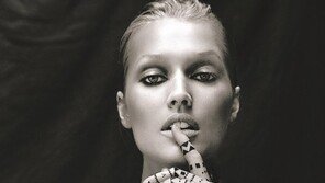 [Q매거진]비키니 입으려고 다이어트? 보디 밤 하나로 매끈해진다