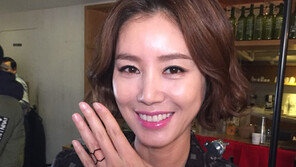 김성령, ‘여왕의 꽃’서 착용한 패션아이템 ‘화제’