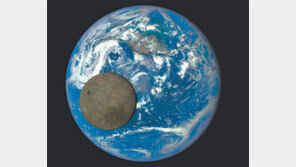 달 뒷면과 지구, 첫 동시 촬영