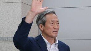 정몽준 FIFA 회장 출마 선언..."난 한번만 하겠다" 회장직 임기 제한 공약
