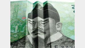 달랑 3만 원으로 아이 낳아 키우라고?  