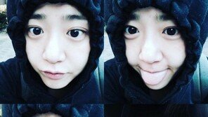 문근영, 최강 동안 외모 자랑?… SNS통해 표정 ‘4종 세트’로 근황 이어가