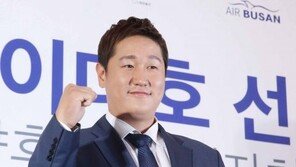 ‘메이저리그 진출 선언’ 이대호…“어린 시절부터 동경했다”