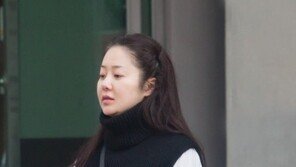 화장품 론칭한 고현정, 민낯으로 거리 활보? …꿀피부 여전