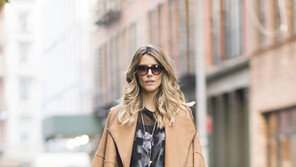 [Q매거진]“패딩은 이제 그만” 올겨울엔 코트다 