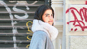 [Q매거진]롱&린! 슬림하면서 유연한… 코트에도 ‘格’이 있다