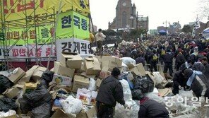 [이슈 돋보기]자비를 방패 삼는 그들… 커지는 백팔번뇌