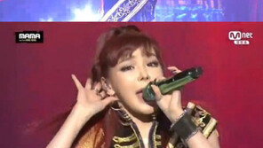 2NE1 박봄, MAMA 무대 ‘깜짝’ 등장