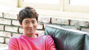 ‘검은 사제들’ 흥행 돌풍, 강동원은 옳다