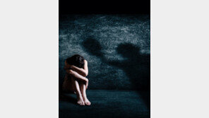 “날 떠나지 마” 애원하다 돌변