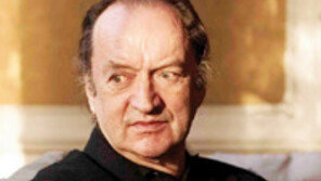 한 시대의 마감에 부쳐