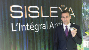 [Q매거진]“유전-환경 아닌 행동으로 인한 ‘노화’, 화장품으로 막는다” 