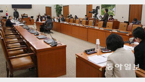 이틀뒤면 사상초유 선거구 무효… 예비후보 현수막 내려야 