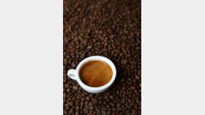 커피 간경화 억제에 도움, 하루 3~4잔 마시면 사망률 24% 낮아져…녹차는?