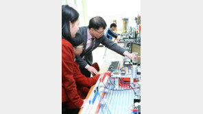 학업 ·취업포기 인문고생-학교 밖 청소년 ‘실용인재’로 키운다