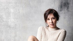 ‘뇌섹녀’ 지주연, 매끈한 다리로 ‘반전 매력’