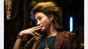 [동아일보 설 특집]김혜수 강렬한 변신 눈길… 한국형 여성 누아르의 새 지평 열어 