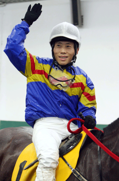 박태종 2000승을 위한 ‘노란 응원’