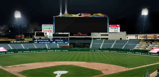 SK행복드림구장에 세계 최대 규모 전광판 설치