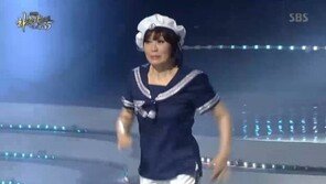 하춘화, 마린룩 입고 선보인 멋진 탭댄스 실력 (하춘화 리사이틀)