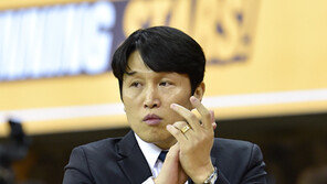 우리銀, 28경기만에 우승…‘난공불락’ 막강 주전의 힘